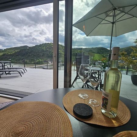 Mv Roemervilla, Lofts & Penthouses Mit Traumhaftem Moselpanoramablick Und Sauna Treis-Karden Exteriör bild