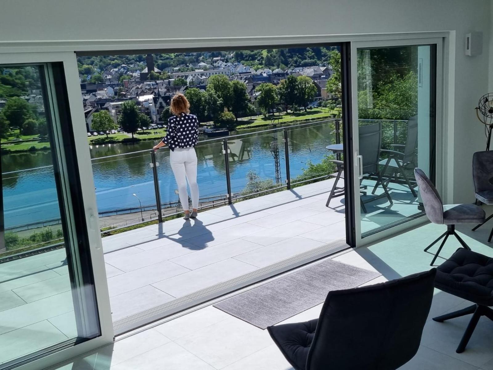 Mv Roemervilla, Lofts & Penthouses Mit Traumhaftem Moselpanoramablick Und Sauna Treis-Karden Exteriör bild