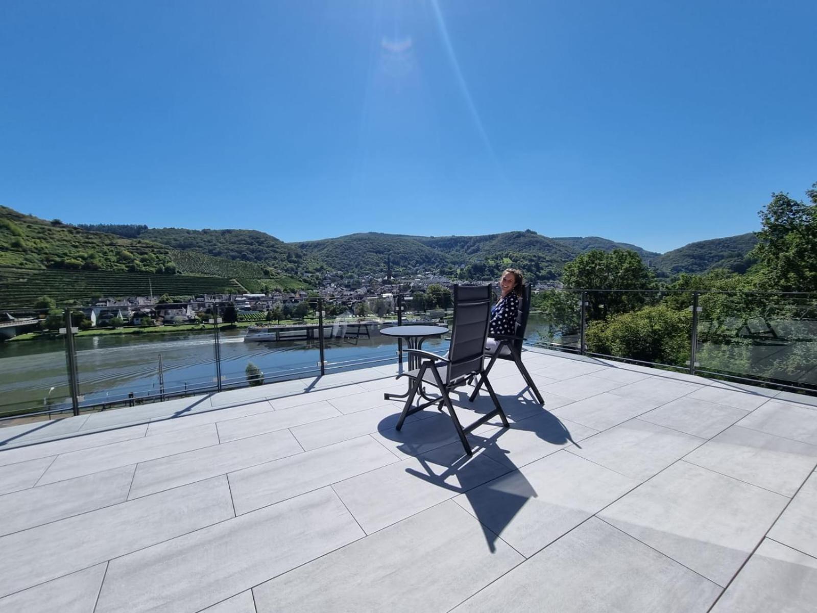 Mv Roemervilla, Lofts & Penthouses Mit Traumhaftem Moselpanoramablick Und Sauna Treis-Karden Exteriör bild