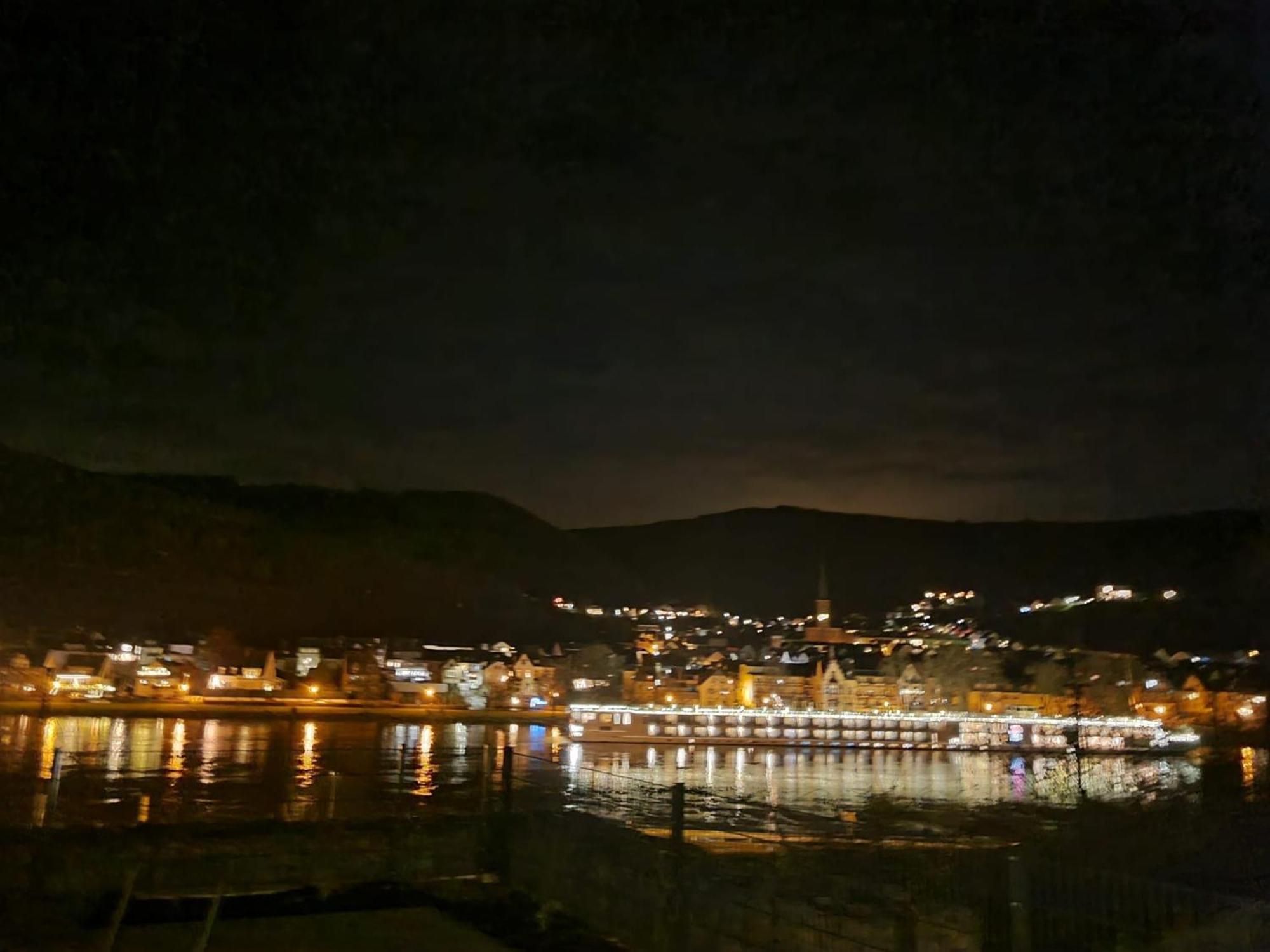 Mv Roemervilla, Lofts & Penthouses Mit Traumhaftem Moselpanoramablick Und Sauna Treis-Karden Rum bild